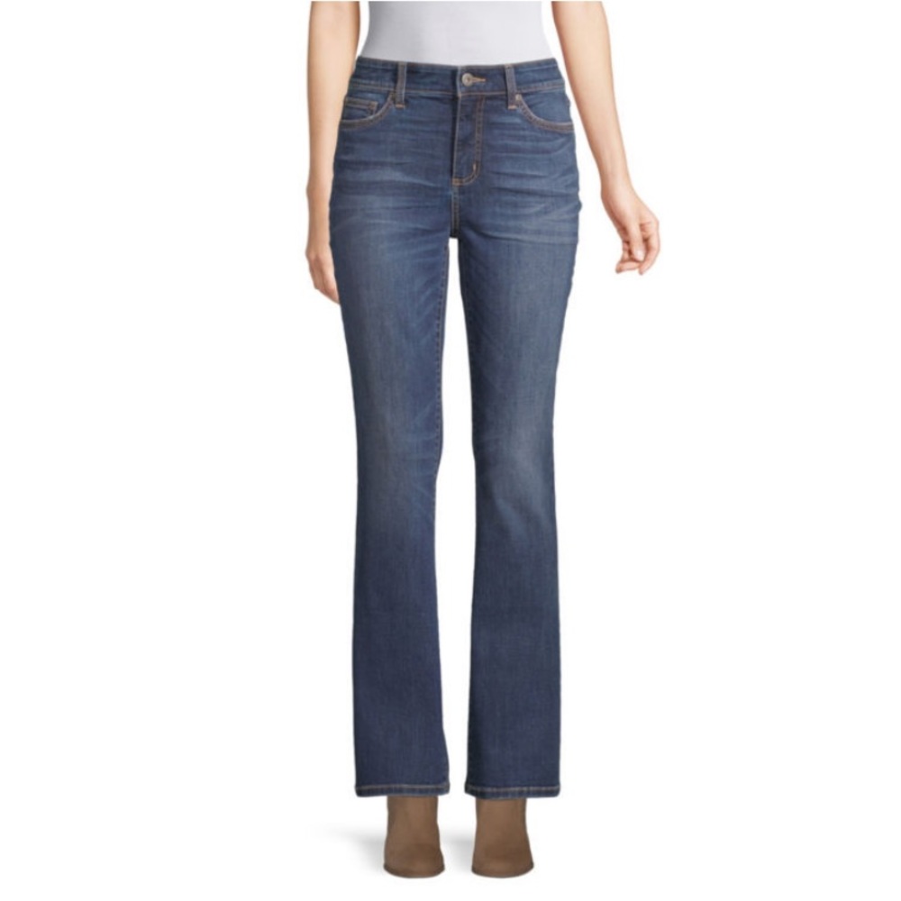 NWT St. John’s Bay Mid-Rise Bootcut Jeans